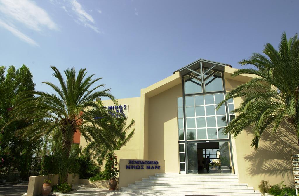 Minos Mare Hotel พลาตาเนส ภายนอก รูปภาพ